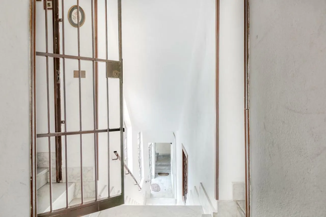 Maqueda Balcony Apartment Palermo Italy